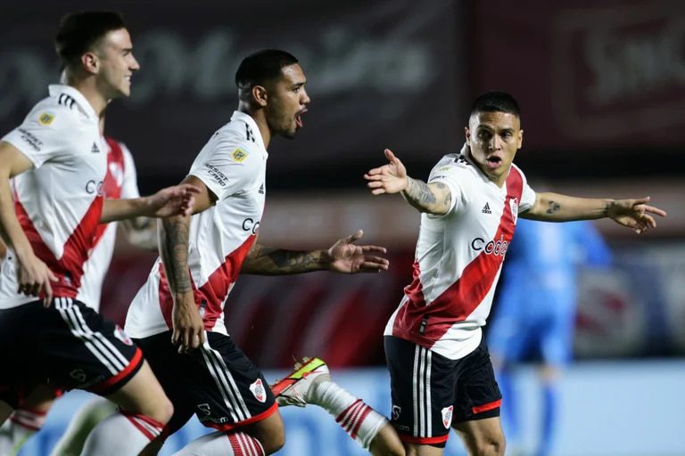 River goleó a Argentinos en La Paternal y respira - El Federal Noticias